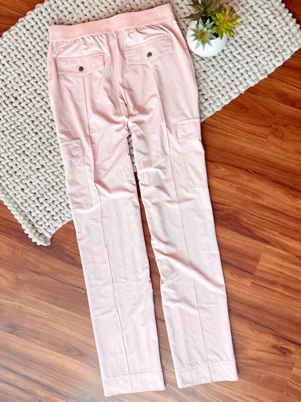 Athleta Light Pink Cargo Track Pants - Picture 4 of 16